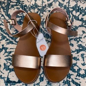 SOLD ON OTHER APP Sandals